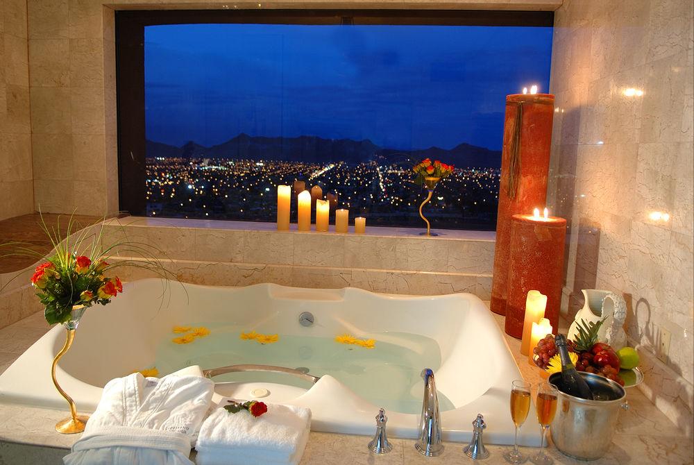 Sheraton Chihuahua Soberano Buitenkant foto