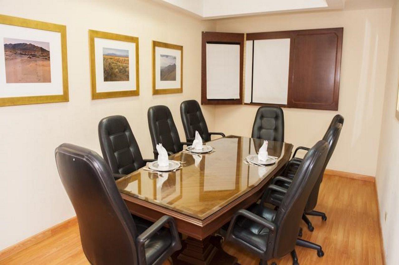 Sheraton Chihuahua Soberano Buitenkant foto
